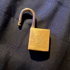 Louis Vuitton lock only, NO KEY